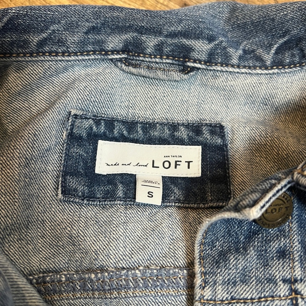 Ann Taylor LOFT Classic Denim Jean Jacket Women's Small - Picture 6 of 8